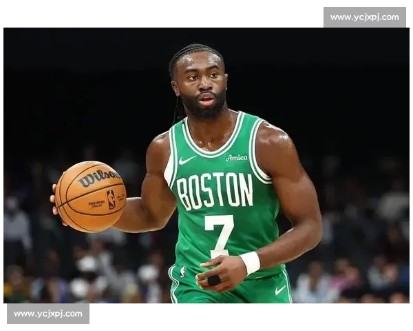 老鹰鏖战凯尔特人东部强强对话引爆季后赛悬念与青春风暴老将智慧正面对决